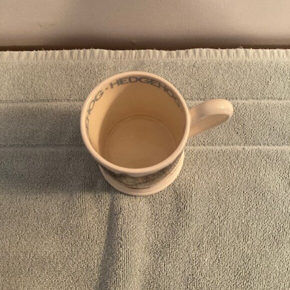 Emma Bridgewater 1/2 Pint Hedgehog Mug - Picture 3 of 4